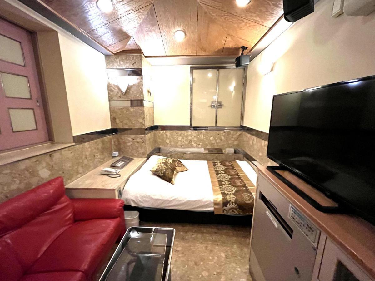 Hotel Crystal 大人専用 Tokyo Exterior photo
