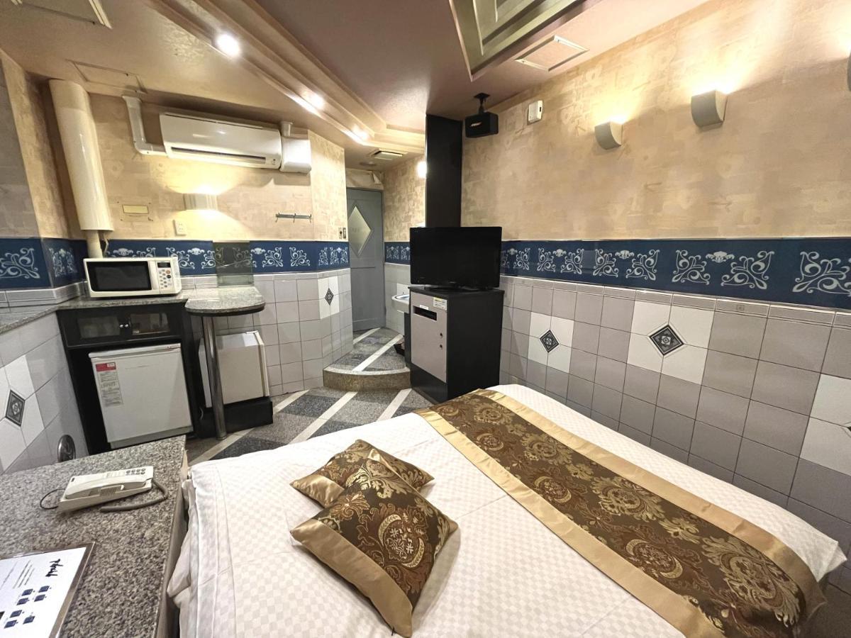 Hotel Crystal 大人専用 Tokyo Exterior photo