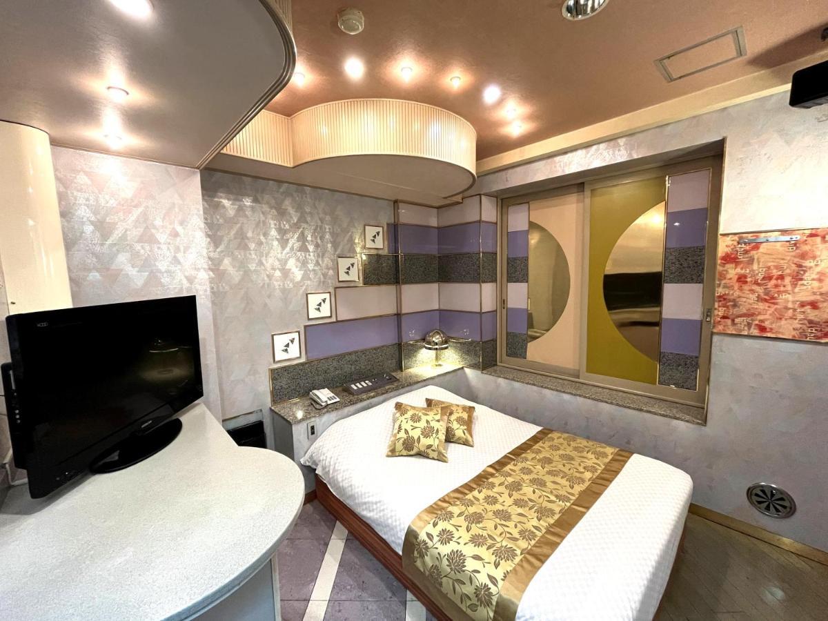 Hotel Crystal 大人専用 Tokyo Exterior photo